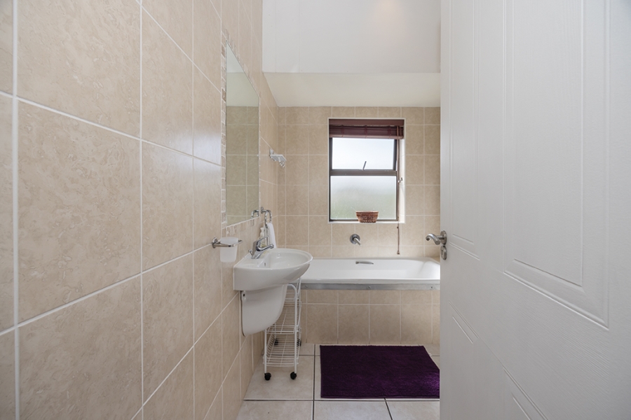 To Let 2 Bedroom Property for Rent in Big Bay Western Cape